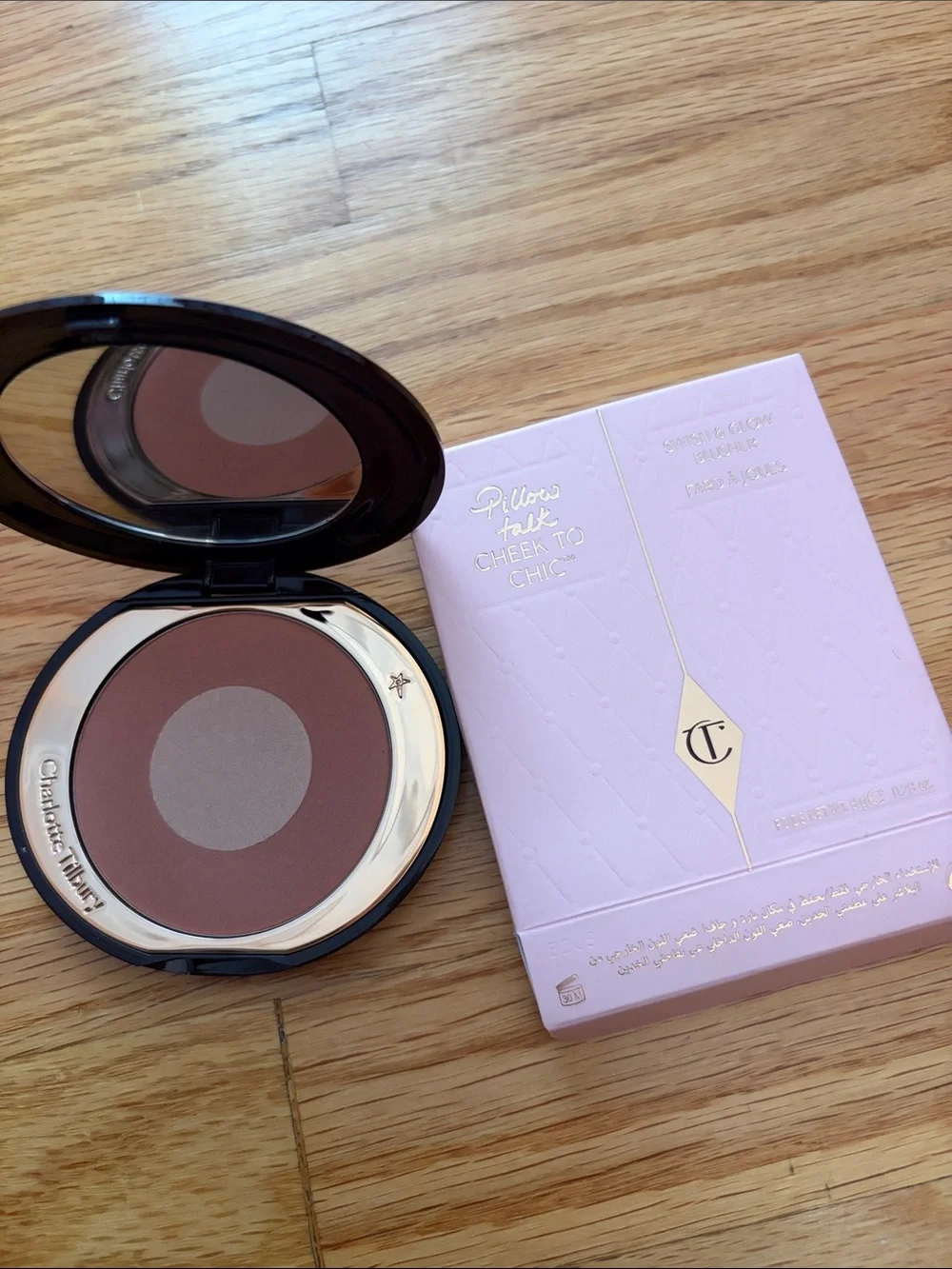 Charlotte Tilbury Cheek to Chic blush in PILLOW TALK brand new